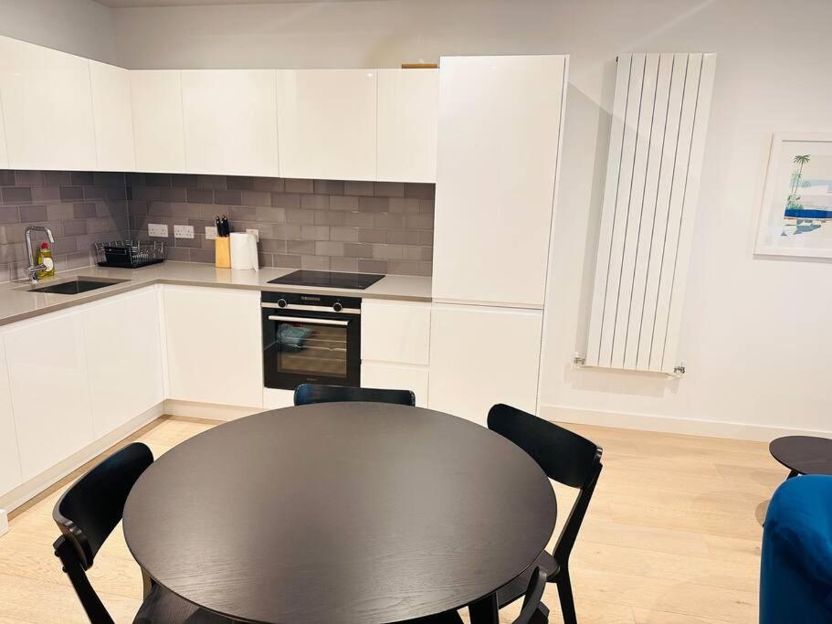 Spacious Modern 1 Bed Apartment. London Ngoại thất bức ảnh