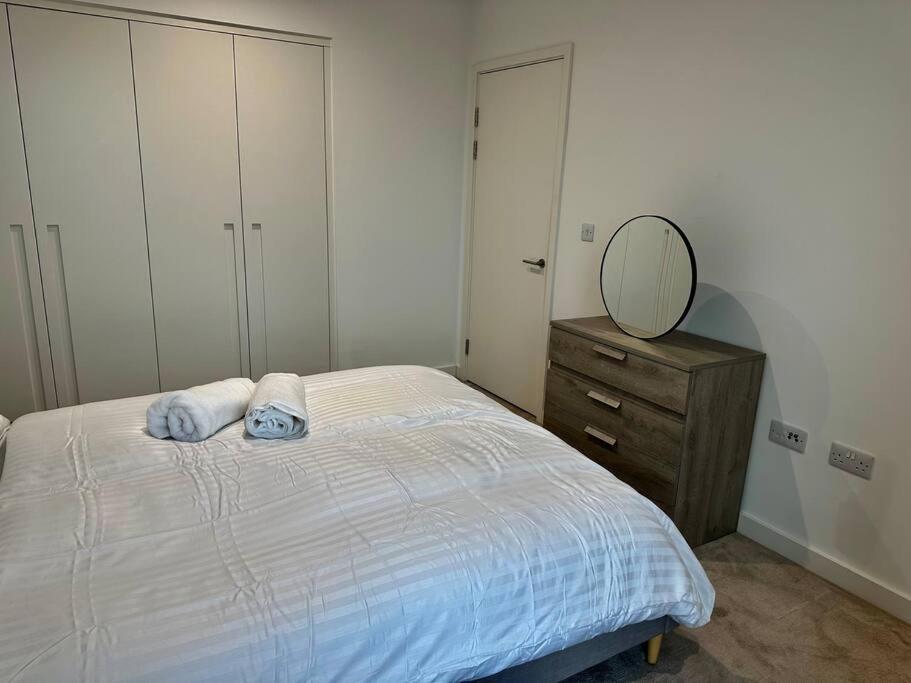 Spacious Modern 1 Bed Apartment. London Ngoại thất bức ảnh